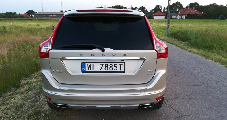 Volvo XC 60 cena 87700 przebieg: 74475, rok produkcji 2017 z Legionowo małe 172